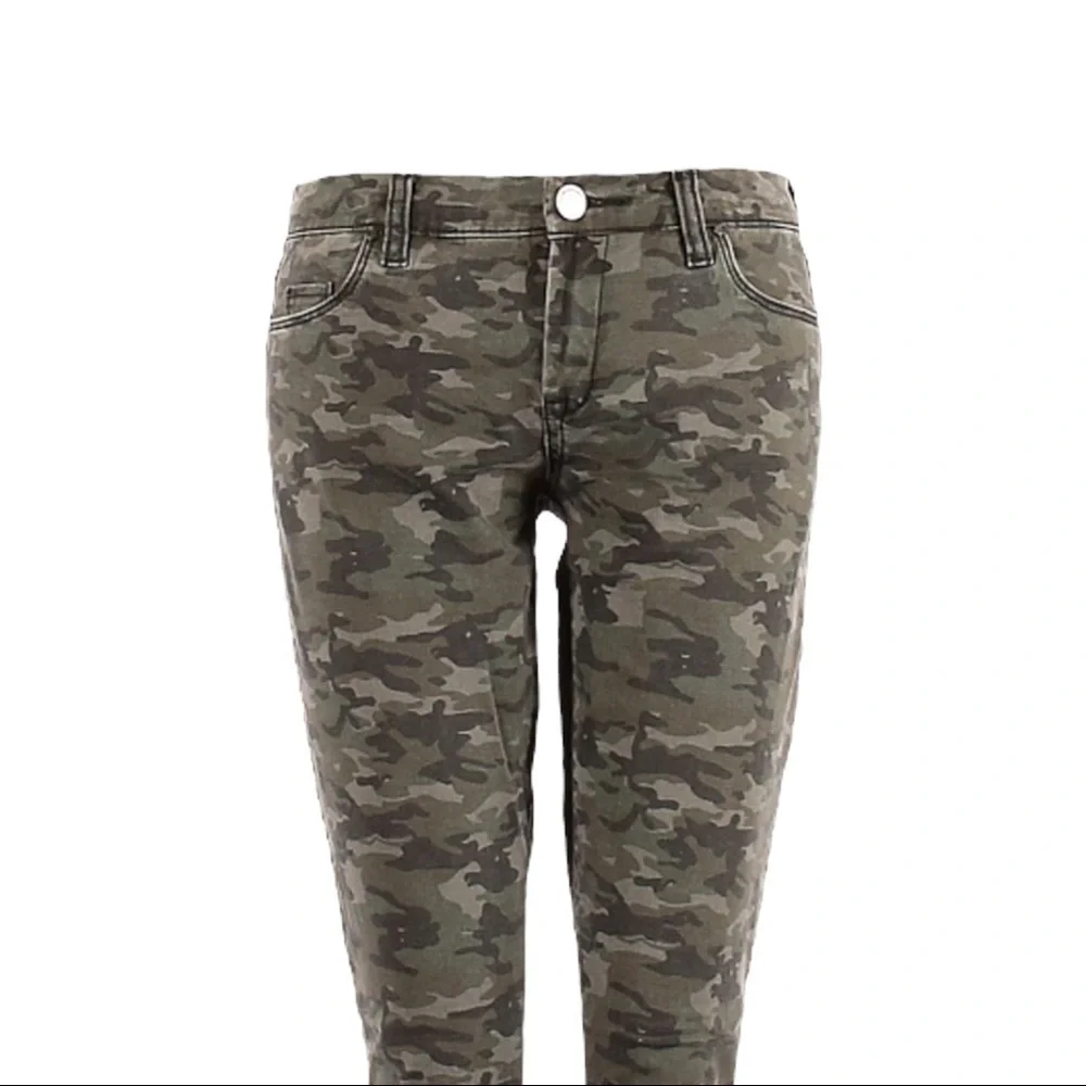 Blank NYC Camo Print Army Green Classic Low Rise Skinny Jeans Size 26